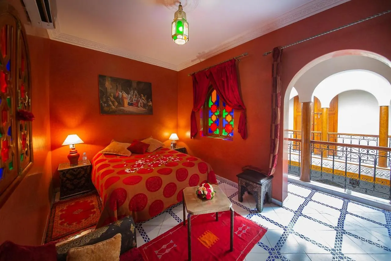 Riad La Lune De Marrakech 마라케시 2*,